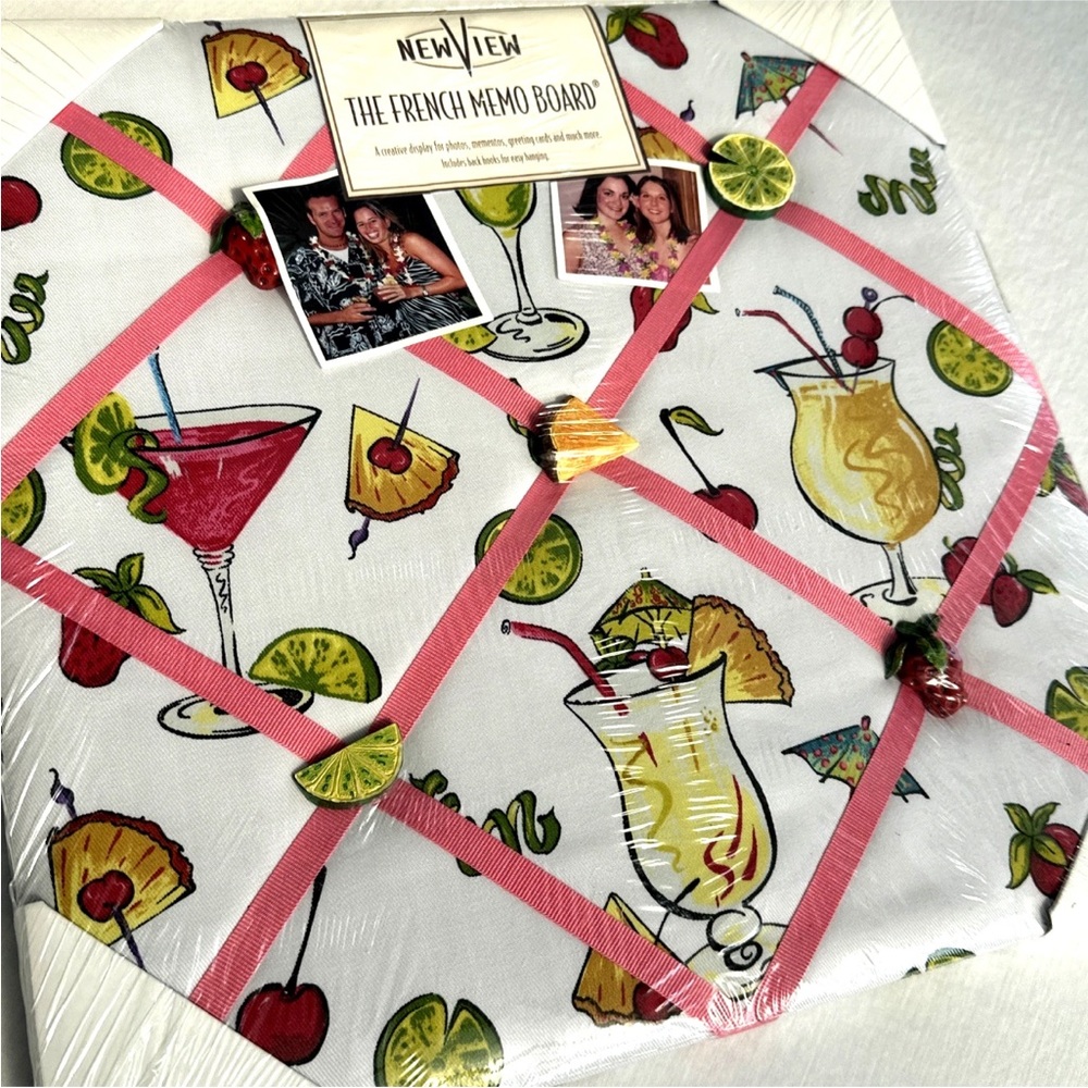 The French Memo Board Fabric Photo Display Board Hooks 14 X 14” Fruit Drinks